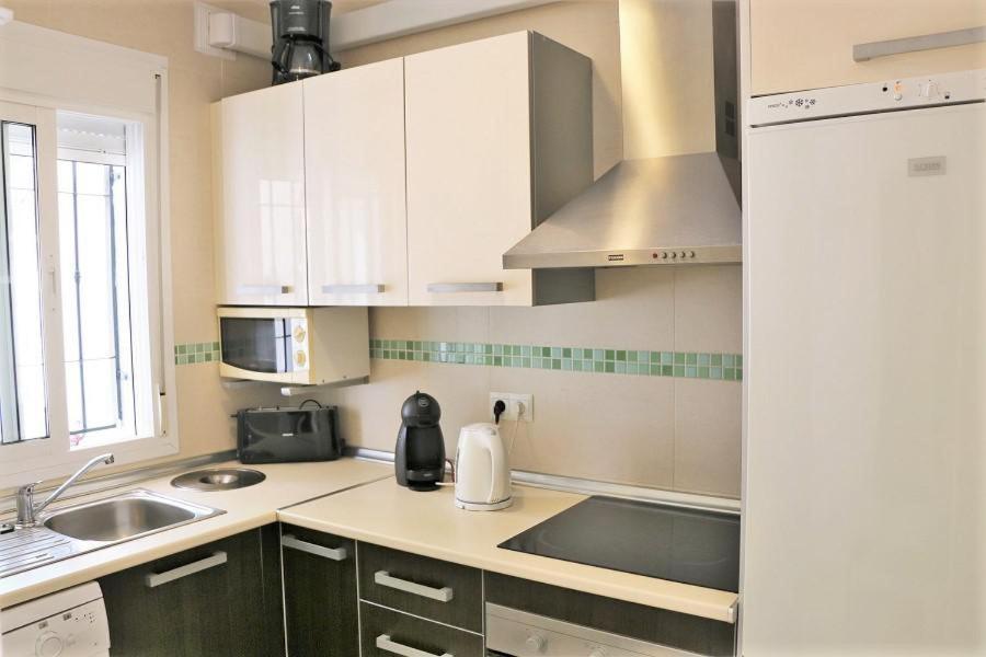Casa Kasander, Two Bedroom Appartment Near Beach With Pool نيرخا المظهر الخارجي الصورة